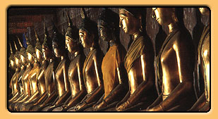 Row of seated Buddhas